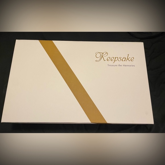 Essence of Australia Style D1846+ Plus Size Bridal Gown US Size 24, Altered - Picture 7 of 7